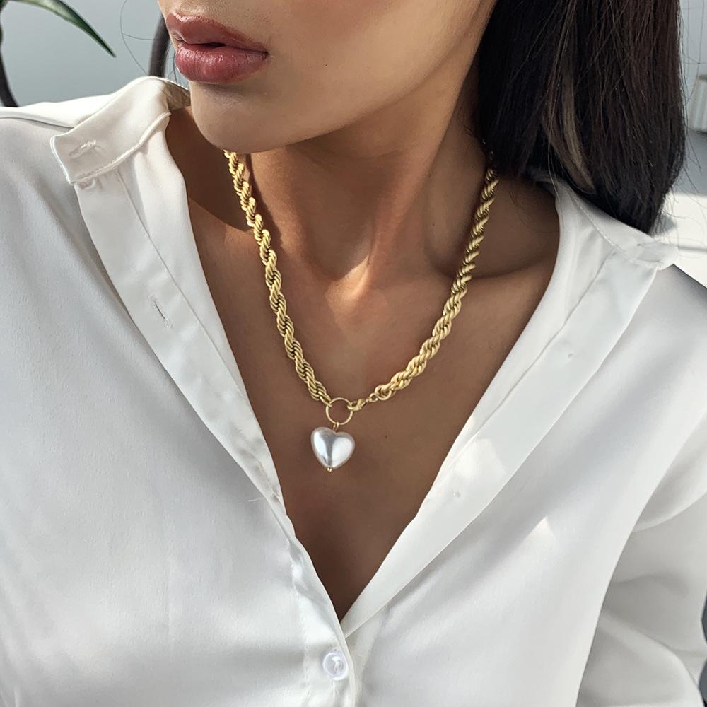N7472 Thick Chain Baroque Pearl Necklace Cold and Explosive Style Net Red Necklace Simple Retro Necklace