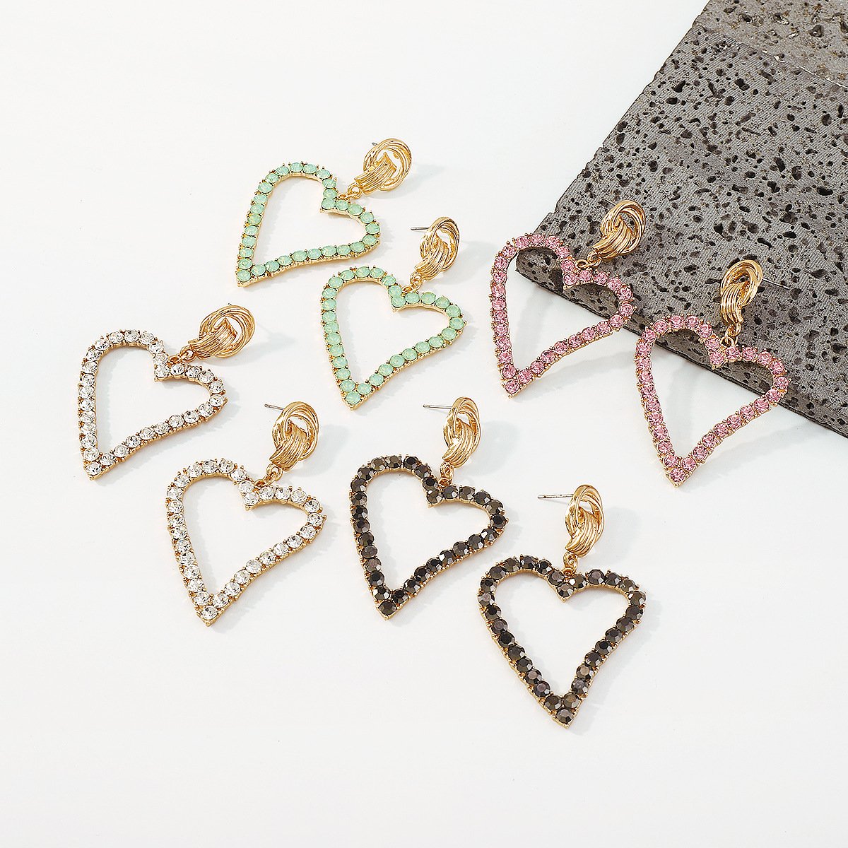 E1634 Fashion asymmetric full diamond earrings femininity age reduction hollow peach heart simple net red earrings