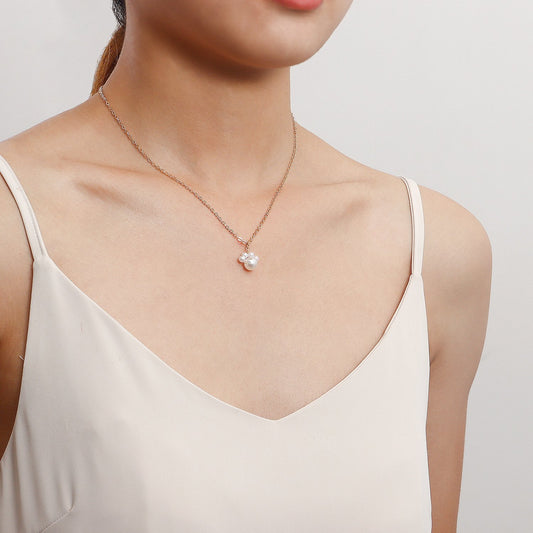 Jewelry ins simple creative dog footprints imitation pearl pendant necklace female minority design sense light luxury
