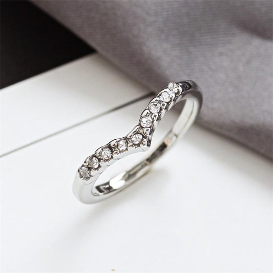 1385 Exquisite Jewelry V-shaped Unique Design Diamond Pinkie Ring and Tail Ring