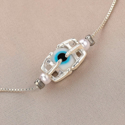 Simple personality trend hands hug eyes necklace style beautiful creative temperament clavicle chain necklace female