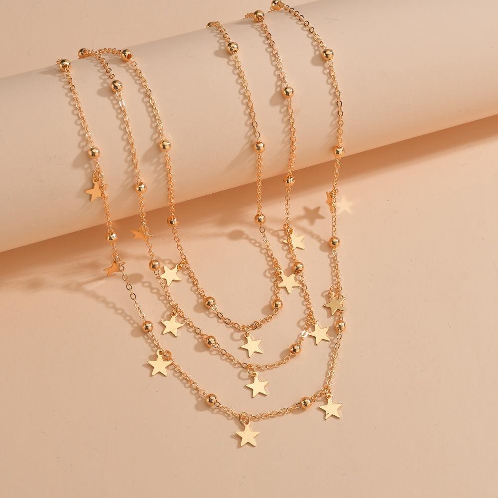 Fashionable and simple multi-element combination with stars, sequins and multi-layered street photography necklaces