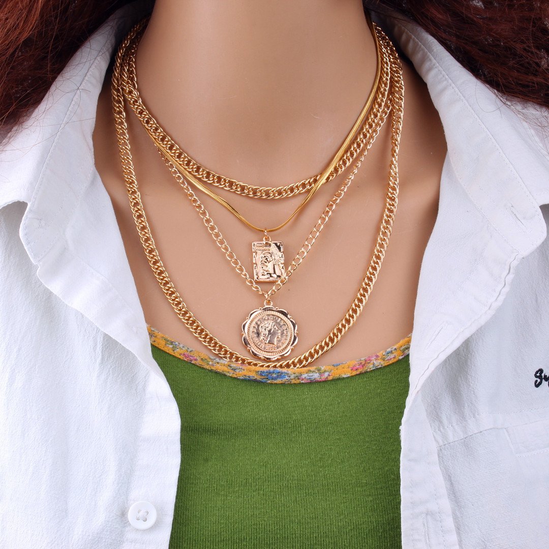 Jewelry Vintage Multilayer Chain Angel Wings Embossed Queen Image Necklace Clavicle Chain