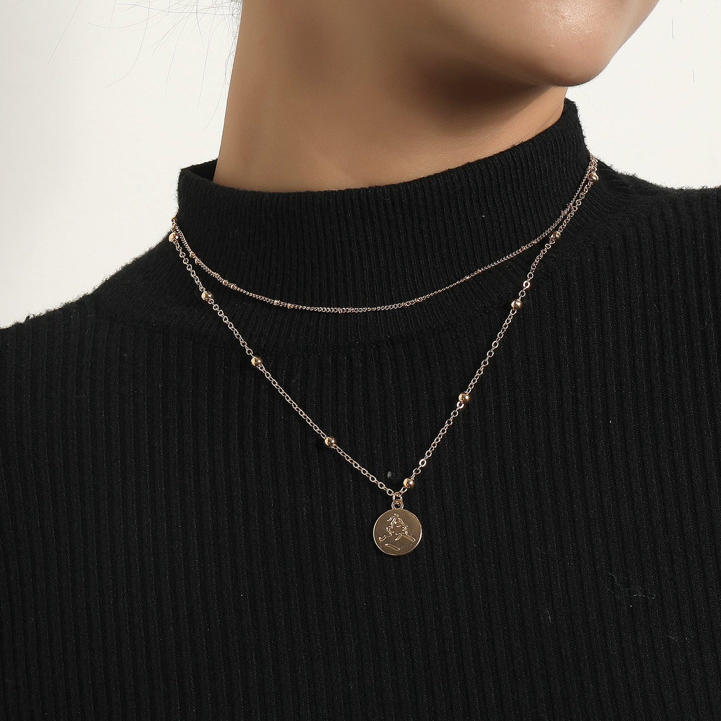 Jewelry Geometric Round Embossed Pendant Necklace Female Fashion Fashion Versatile Personality Bead Necklace