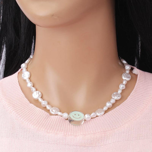 Ins temperament all-match acrylic dripping oil smiling face necklace baroque pearl chain fashion collarbone chain