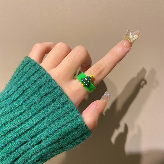 Christmas cartoon resin ring female fashion personality Santa Claus Christmas tree elk index finger ring cute ring