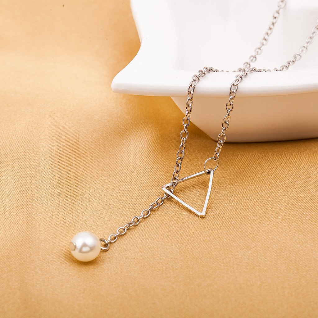 Jewelry Simple Hollow Triangle Adjustable Pearl Pendant Women's Necklace Clavicle Chain