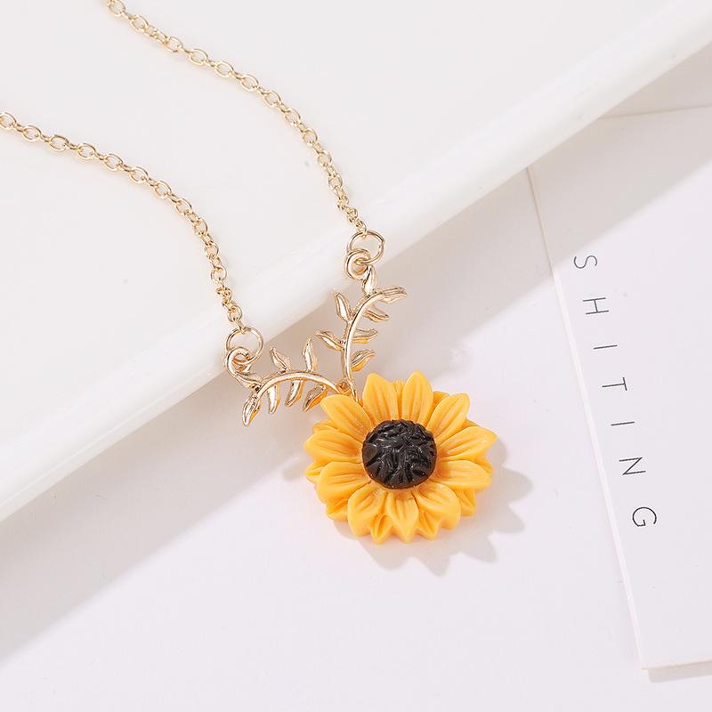 Necklace Pearl Sunflower Necklace Earrings Set Femininity Fashion Sunflower Set