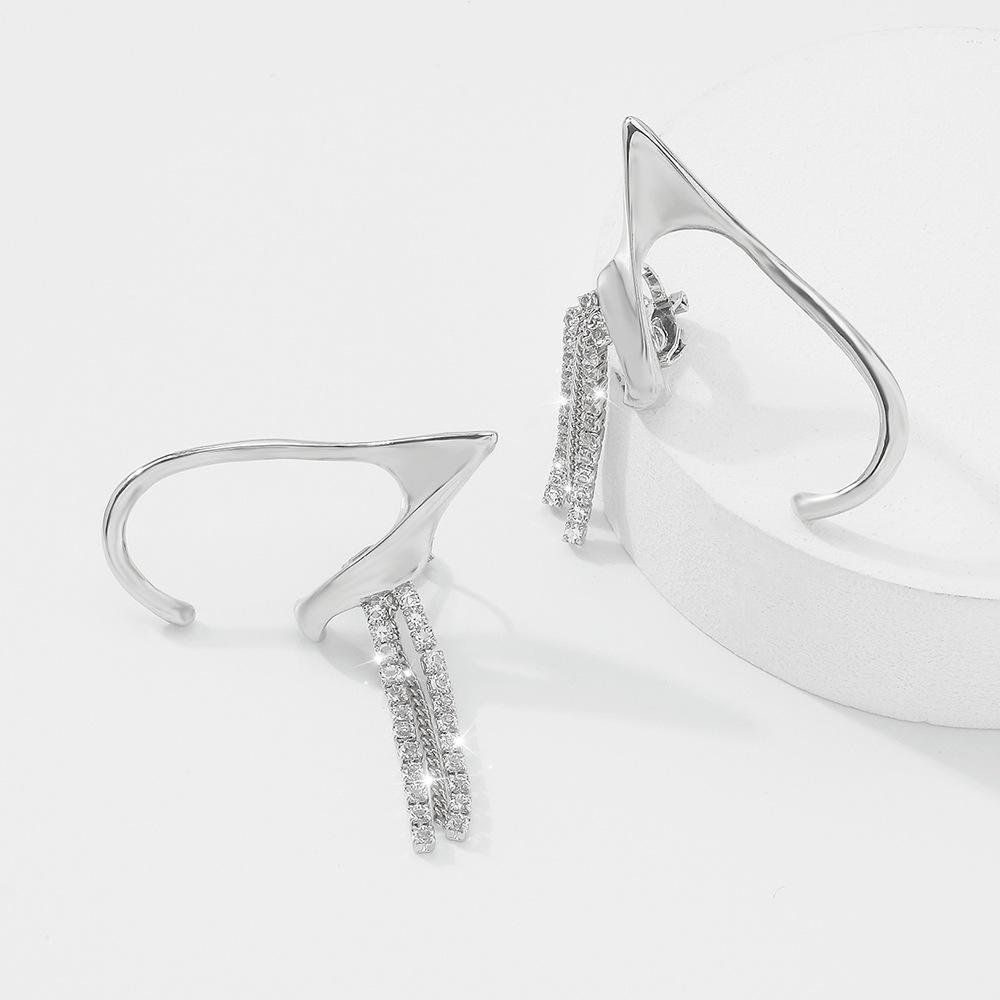 E1161 Jewelry Fashion Flash Diamond Tassel Earrings Simple Trendy Cool No Pierced Creative Ear Bone Clip