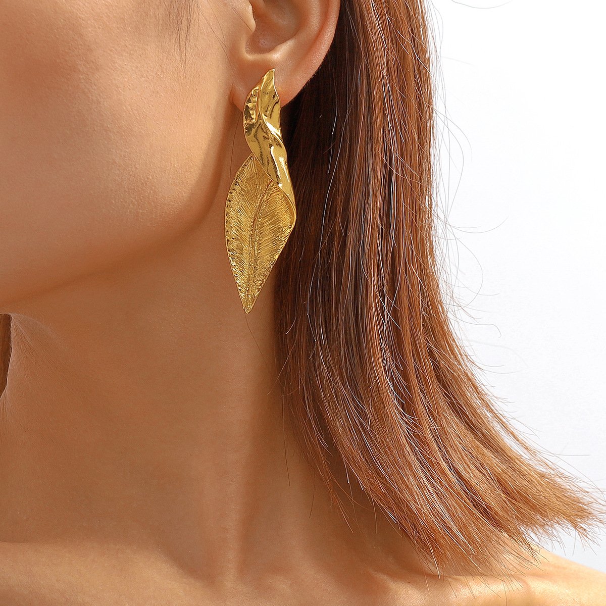 E1945ZA Geometric Irregular Distorted Leaf Earrings Exaggerated Cold Alloy Temperament Earrings Female