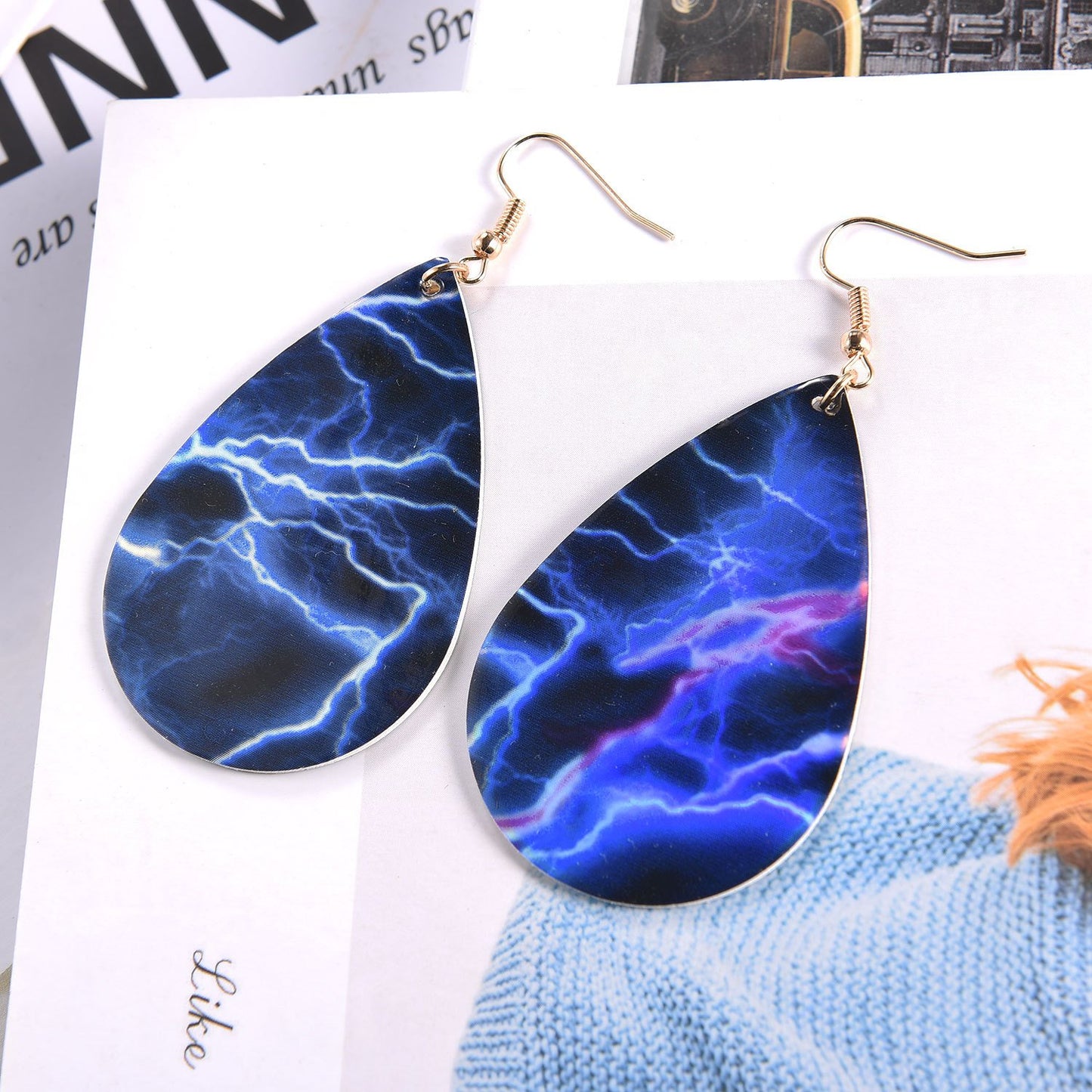 Jewelry Faux PU Leather Drop Shaped Earrings Ladies Exaggerated Lightning Pattern Stud Earrings