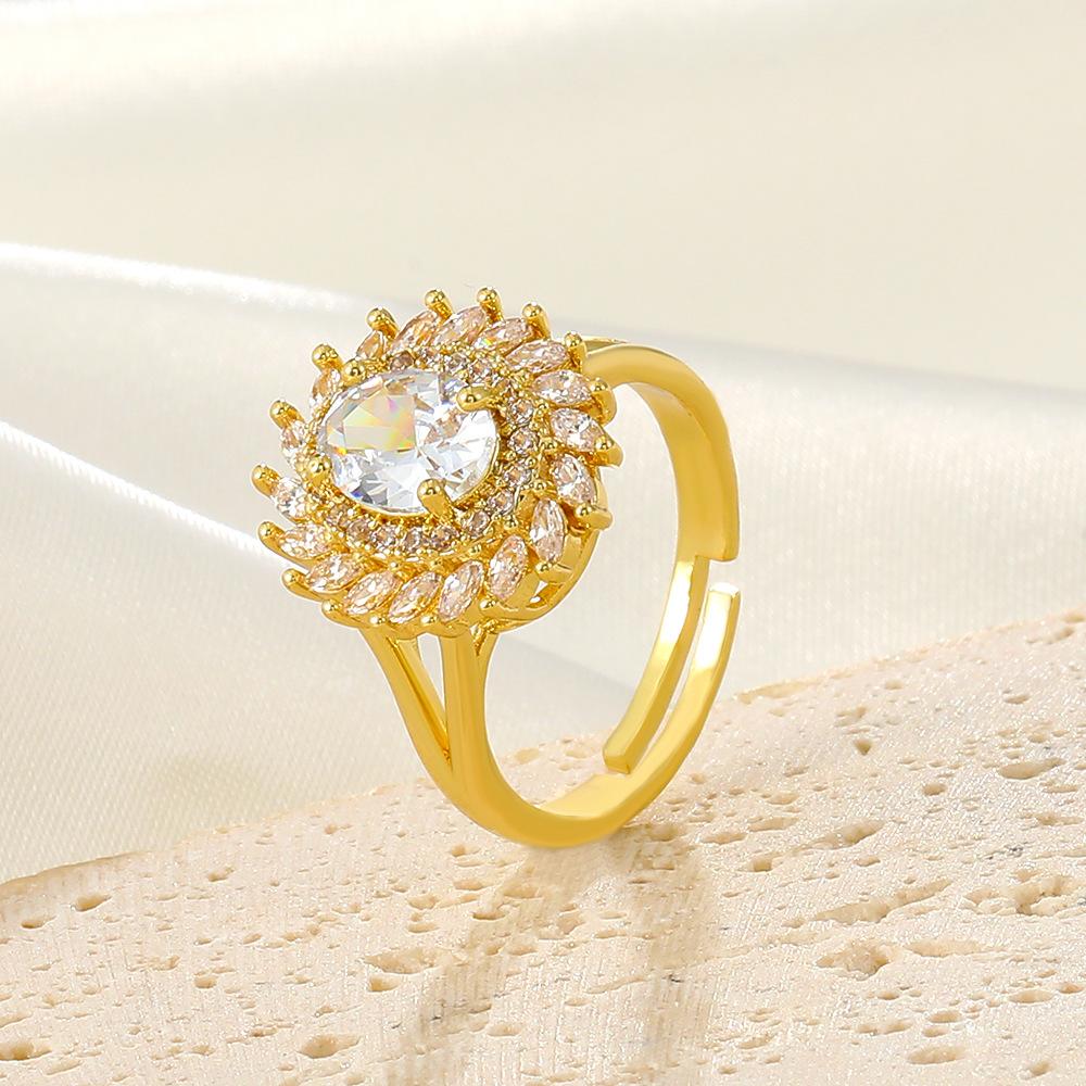 White Crystal Zircon Ring Fashion Light Luxury Personality Full Diamond Sunflower Index Finger Ring Topaz Jewelry