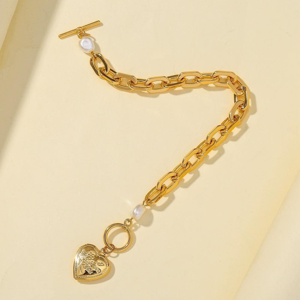 Pearl Metal Chain Simple Love Can Open Photo Box Bracelet Personality OT Buckle Peach Heart Hand Jewelry