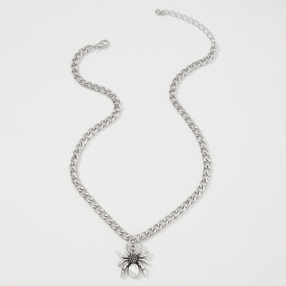 N957 Personality Spider Pendant Necklace Geometric Metal Chain Necklace Fashion Temperament Creative Clavicle Chain