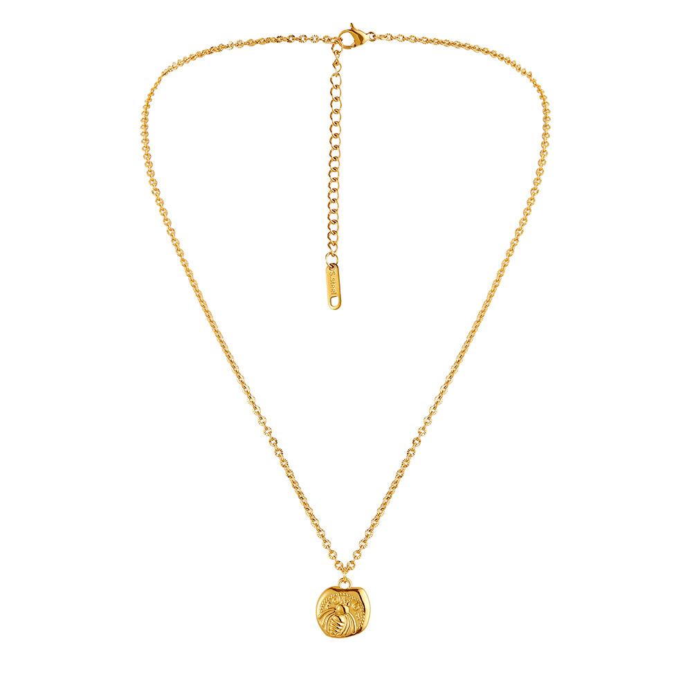Fashion personality versatile simple stainless steel gold retro coin bee short necklace clavicle chain necklace