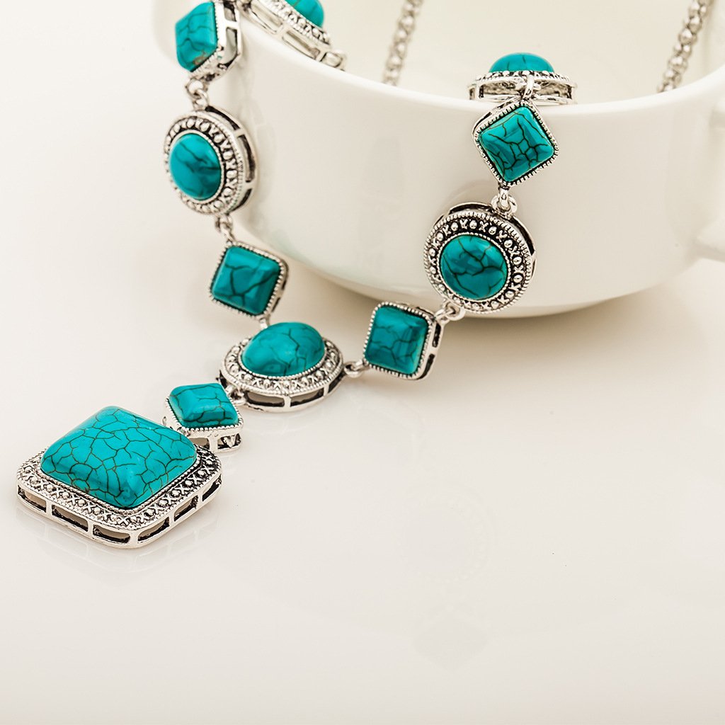 Jewelry Turquoise Necklace Retro Rhombus Round Geometric Shape Alloy Necklace