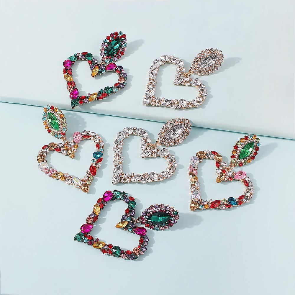 E8893 Exaggerated Love Fashion Earrings Light Luxury Sweet Temperament Catwalk Trendy Street Style Earrings Female
