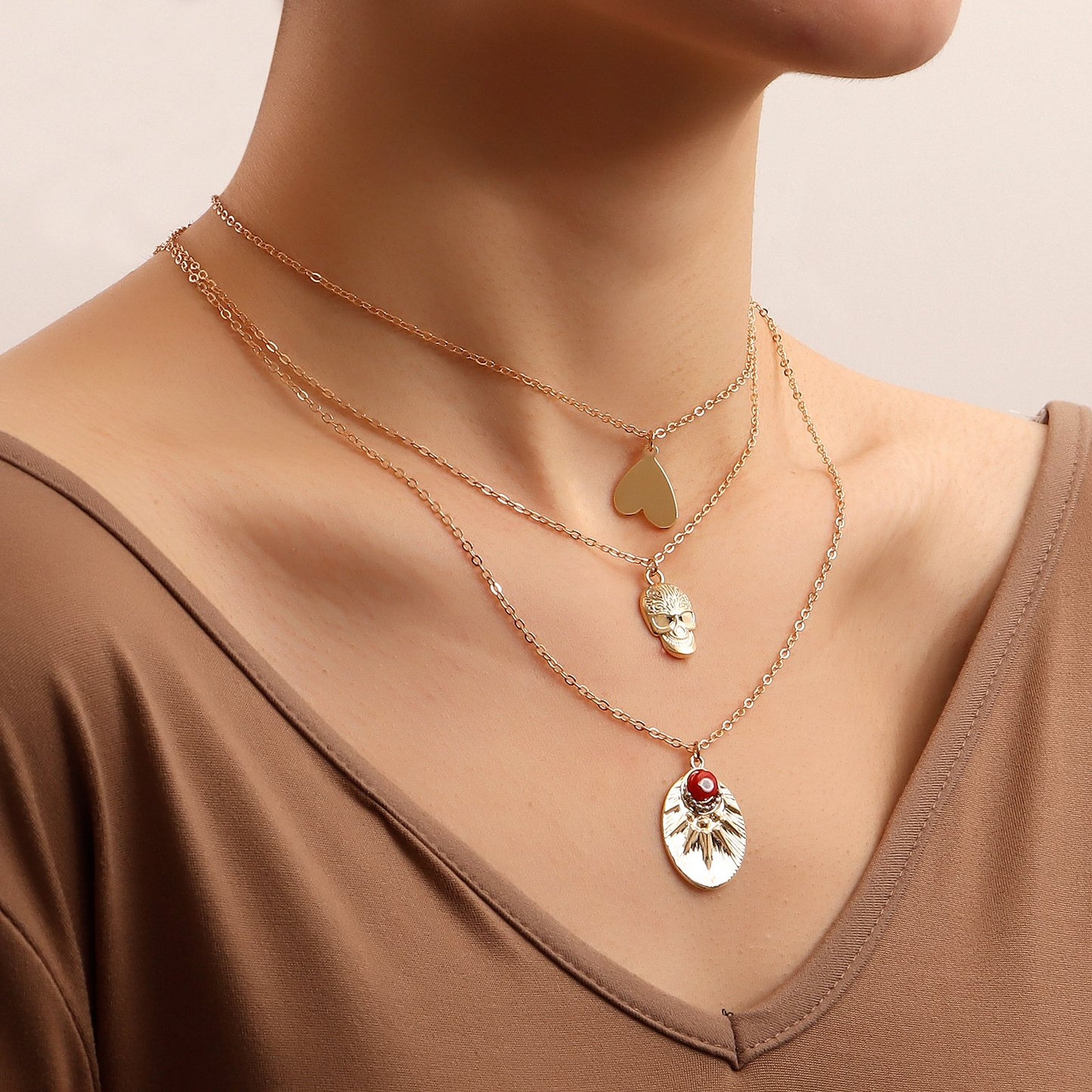 Creative Jewelry Fashion Simple Multilayer Skull Necklace Female Retro Alloy Heart Pendant Necklace