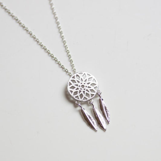 Fashion Exquisite Clavicle Chain Handmade Dream Catcher Necklace Feather Ladies Collar Necklace