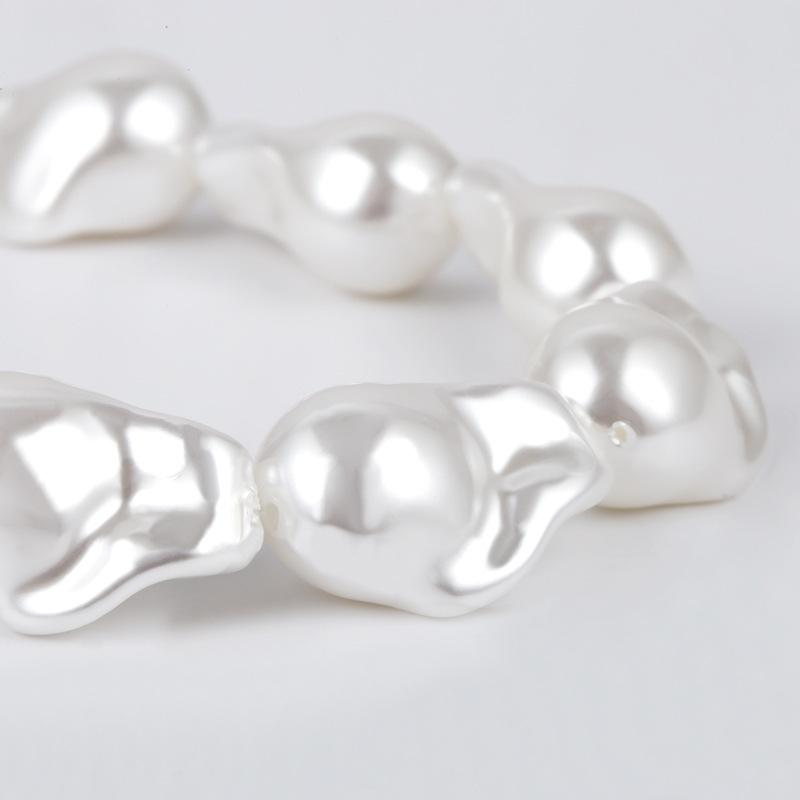 Retro fashion special-shaped pearl necklace female court pearl girl choker necklace clavicle chain necklace