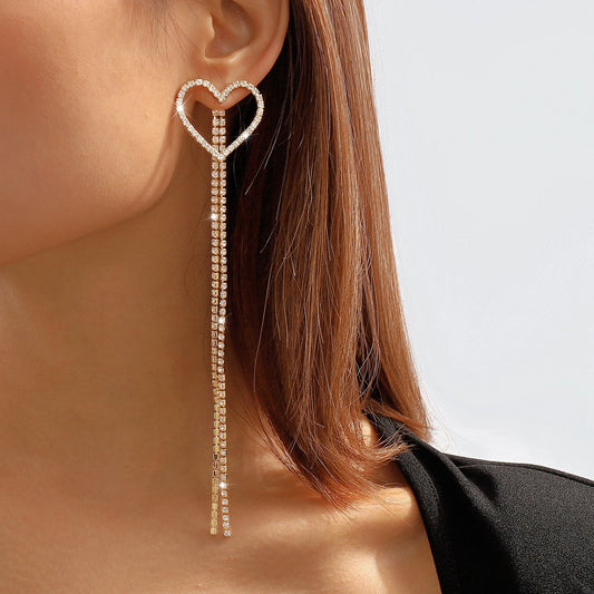 E991 Street Shoot Trendy Love Earrings Elegant Girl Heart Tassel Earrings Exaggerated Personality Long Earrings
