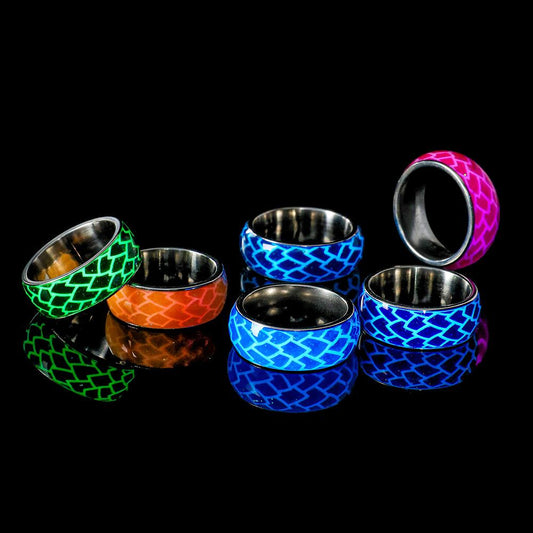 Original Design Personality Stainless Steel Resin Luminous Fish Scale Pattern Creative Ring Jewelry