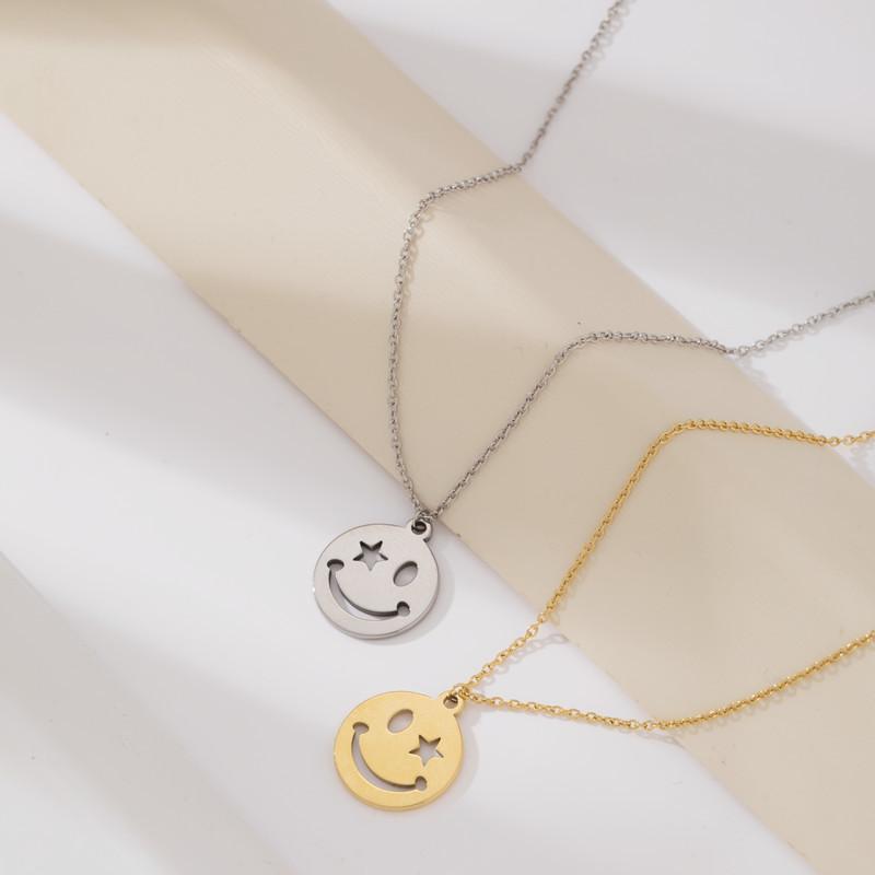 Titanium steel hip-hop smiley face necklace female simple personality asymmetrical smiley face clavicle chain