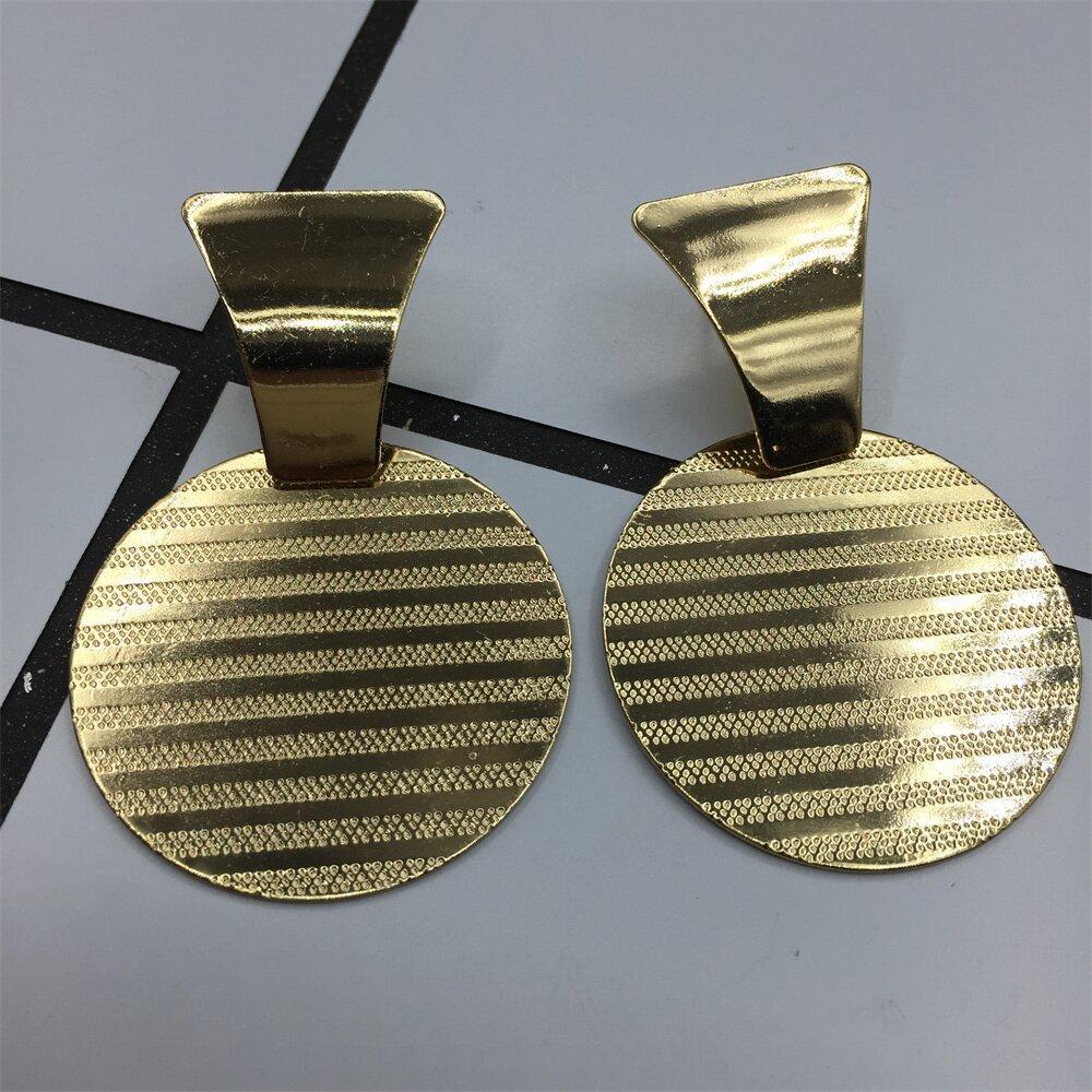 Dense dot glamorous disc metal earrings holiday party earrings ornaments