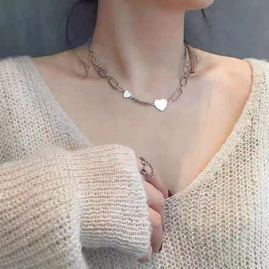 Jewelry Hip Hop Retro Heart Stitching Necklace Female Clavicle Chain Simple Temperament Sweater Accessories