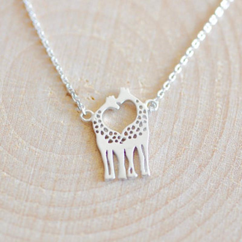 Explosive heart deer animal necklace direct supply