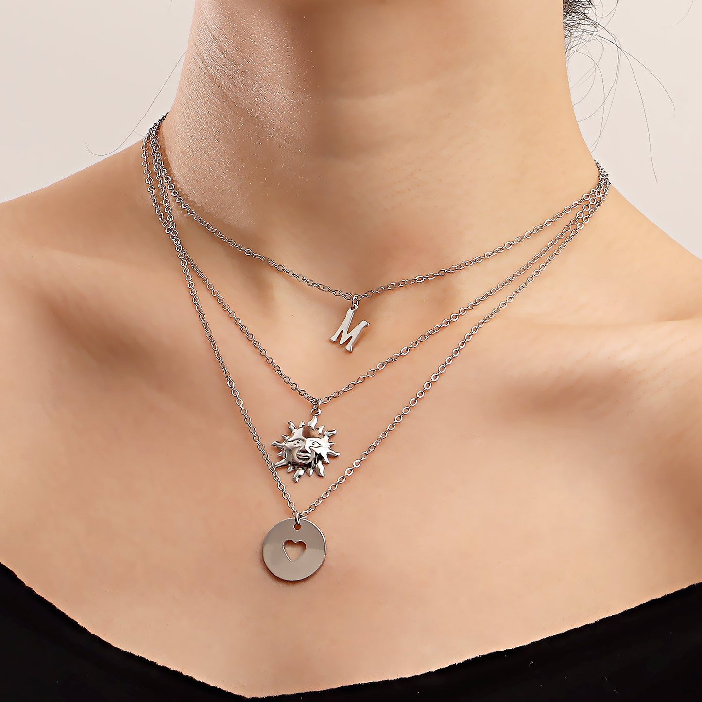 Jewelry geometric disc hollow love pendant necklace female simple temperament letter M clavicle chain