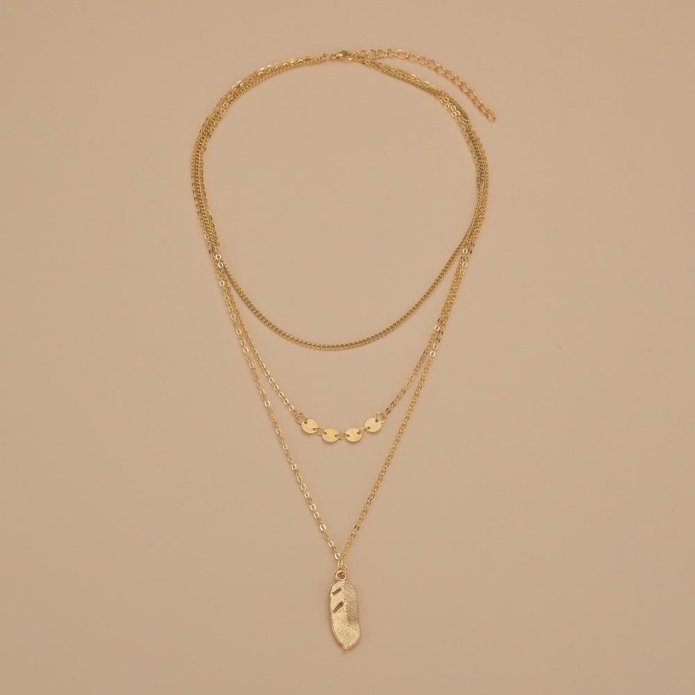 Fashion Alloy Leaf Necklace Simple Disc Clavicle Chain Necklace Ladies Accessories