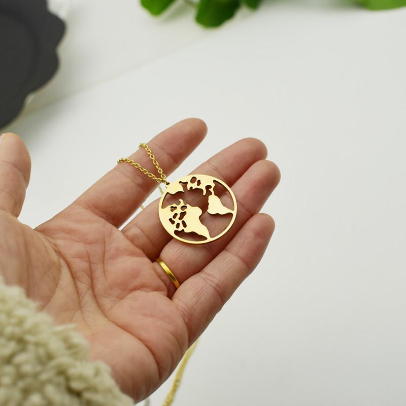 Simple Geometric Pendant Women's World Map Necklace Map Pendant