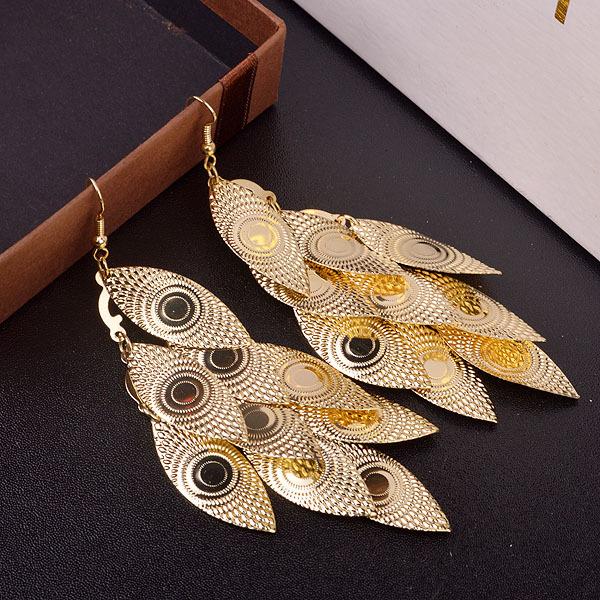 Long Oval Eye Earrings Fashion Metal Earrings Sequin Ear Jewelry