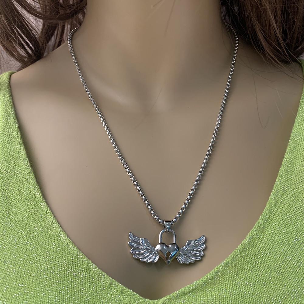 Jewelry LOVE key thick chain necklace female simple personality peach heart lock wing necklace