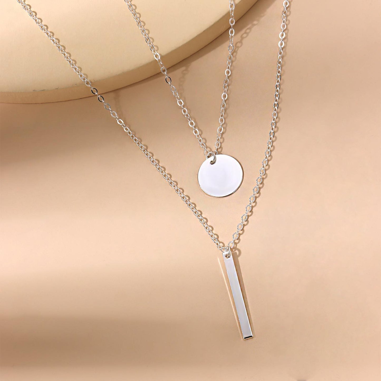 Jewelry Retro Simple Alloy Metal Rod Necklace Sequin Women's Clavicle Necklace