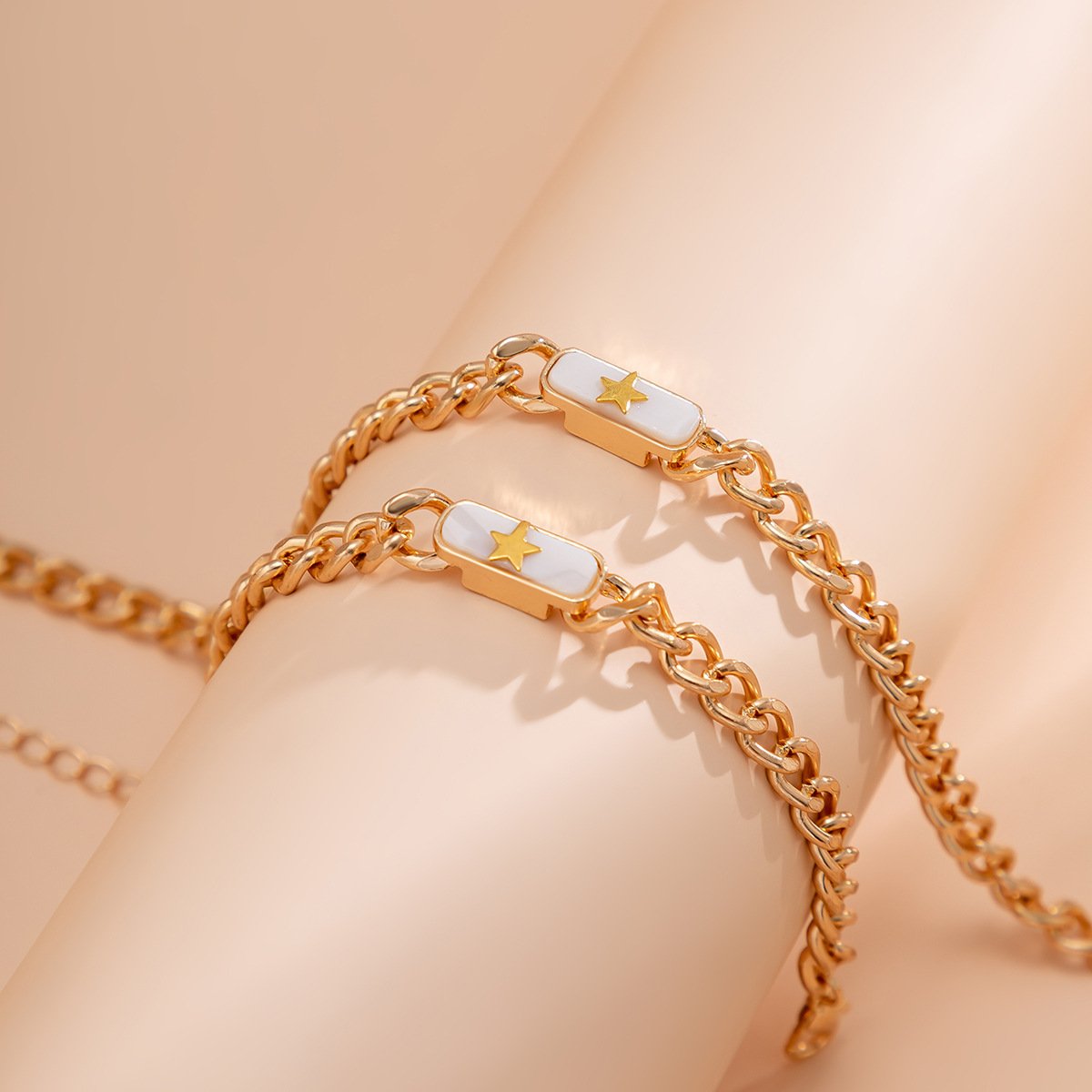 Jewelry simple square micro-inlaid star-shaped tag necklace female hip-hop metal chain collarbone necklace