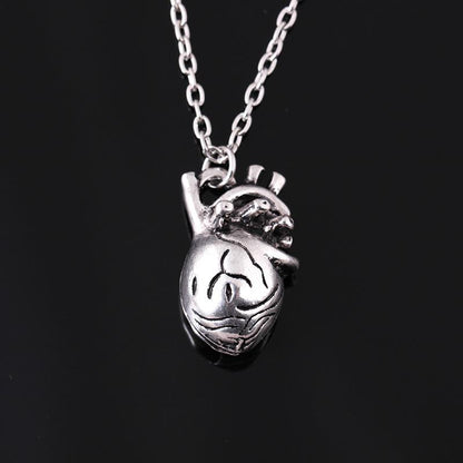 Retro Creative Anatomical Heart Necklace Personality Hollow Heart Pendant Jewelry