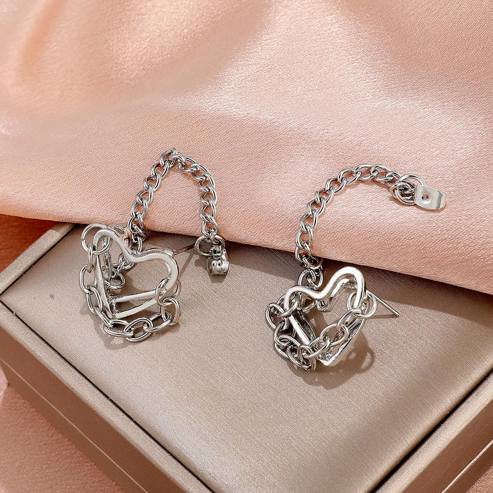 Ins sweet cool fashion alloy love chain earrings niche design net red personality earrings versatile earrings women