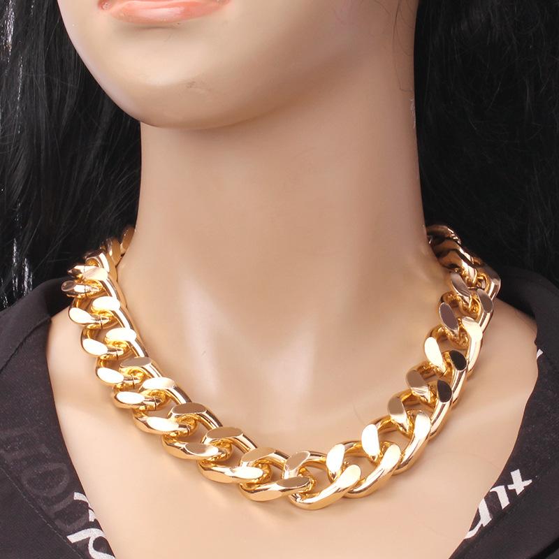 Jewelry exaggerated big thick chain metal decorative necklace female tide INS short collarbone chain