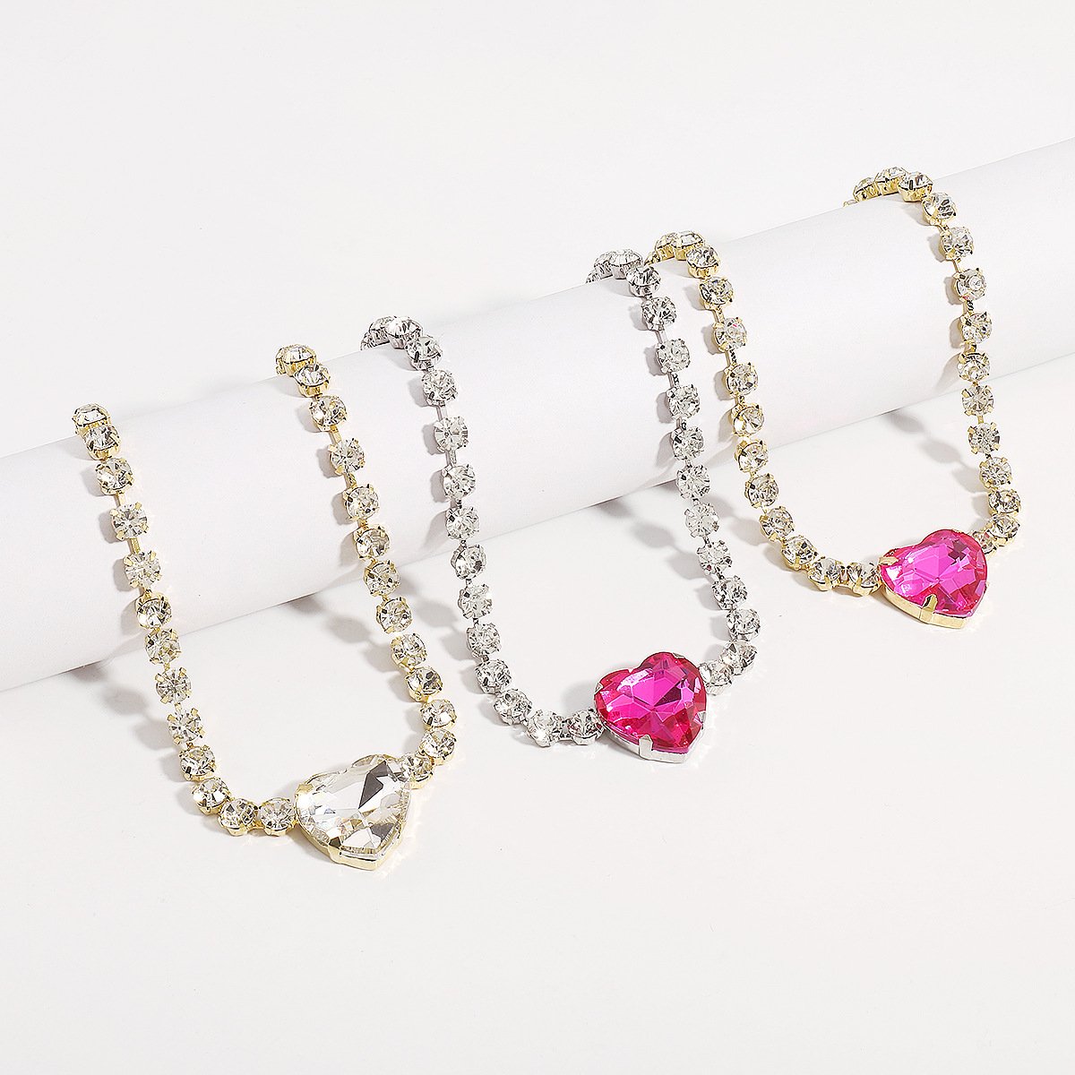 N7729 Exaggerated Creative Clavicle Chain Female Luxury Glass Diamond Heart Pendant Necklace