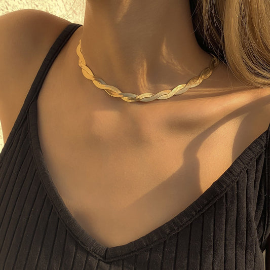 Cold flat snake bone chain necklace female hip-hop simple woven soft snake bone chain collarbone chain necklace
