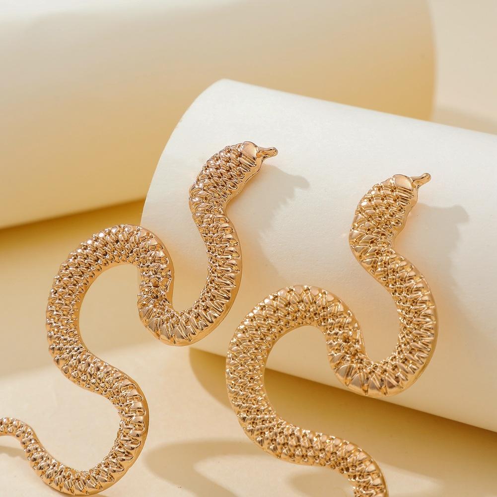 Explosive Snake Earrings Exaggerated Personality Metal Snake Element Trend Earrings Fashion Earrings