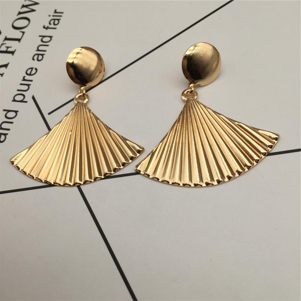 Simple fan-shaped stud earrings metal star earrings popular earrings street stall women's trinkets