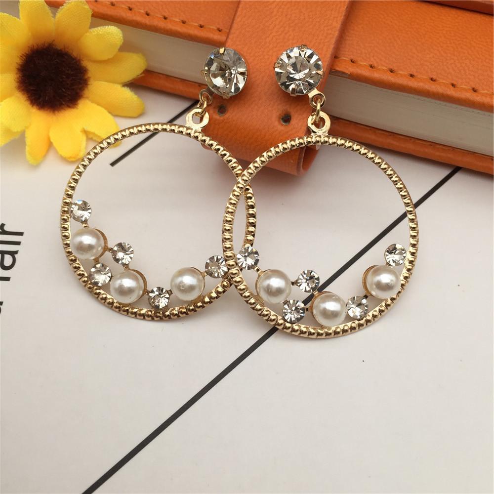 Geometric diamond-studded pearl stud earrings triangular earrings popular earrings stall