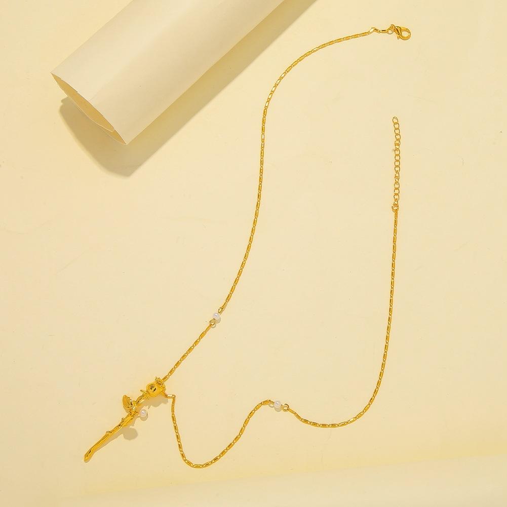 Necklace Simple Short Rose Pearl Clavicle Chain Temperament Design Sense Chain Niche Accessories