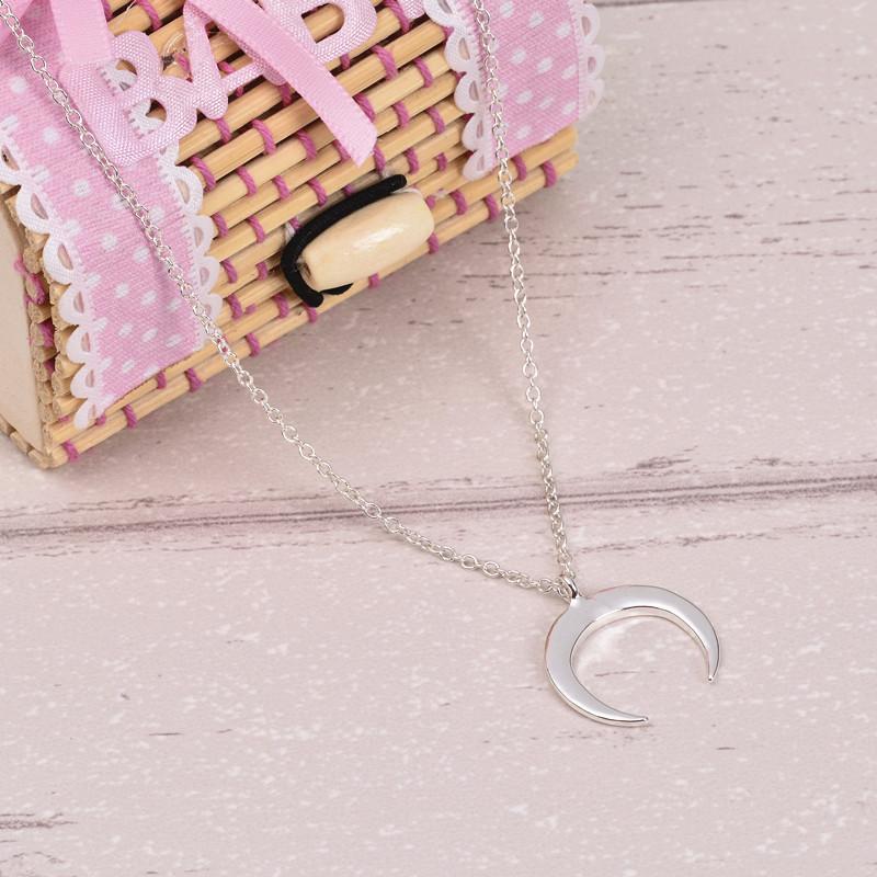 Jewelry Moon Necklace Women's Clavicle Chain Electroplated Gold Silver Crescent Pendant