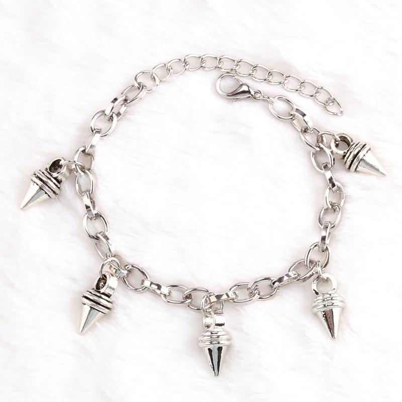 Tassel rivet necklace men's trendy street hip-hop summer women's cold necklace light luxury niche clavicle chain