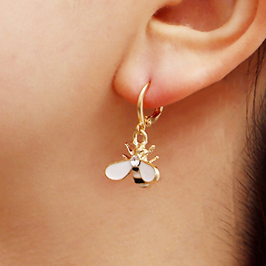 Jewelry ins hot girl multi-element bee geometric pendant earrings female earrings high-end ladies