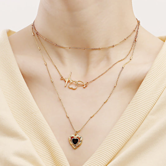 Jewelry trend multi-layer love pendant necklace female niche design ins hot girl necklace accessories